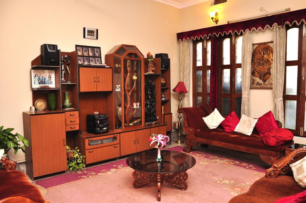Aashray Apartman Váránaszi Kültér fotó