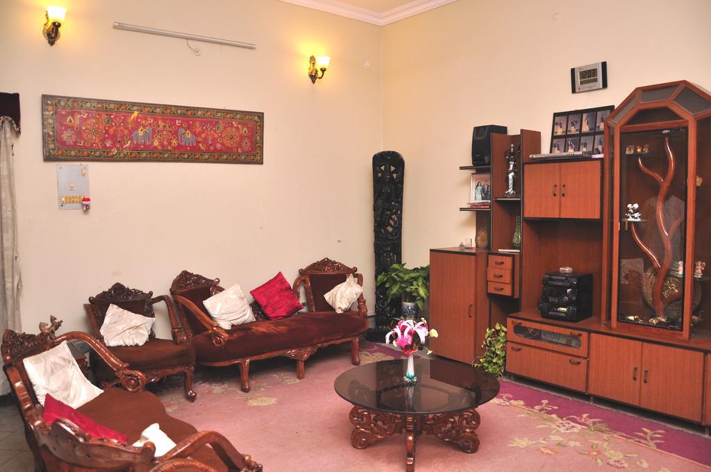 Aashray Apartman Váránaszi Kültér fotó